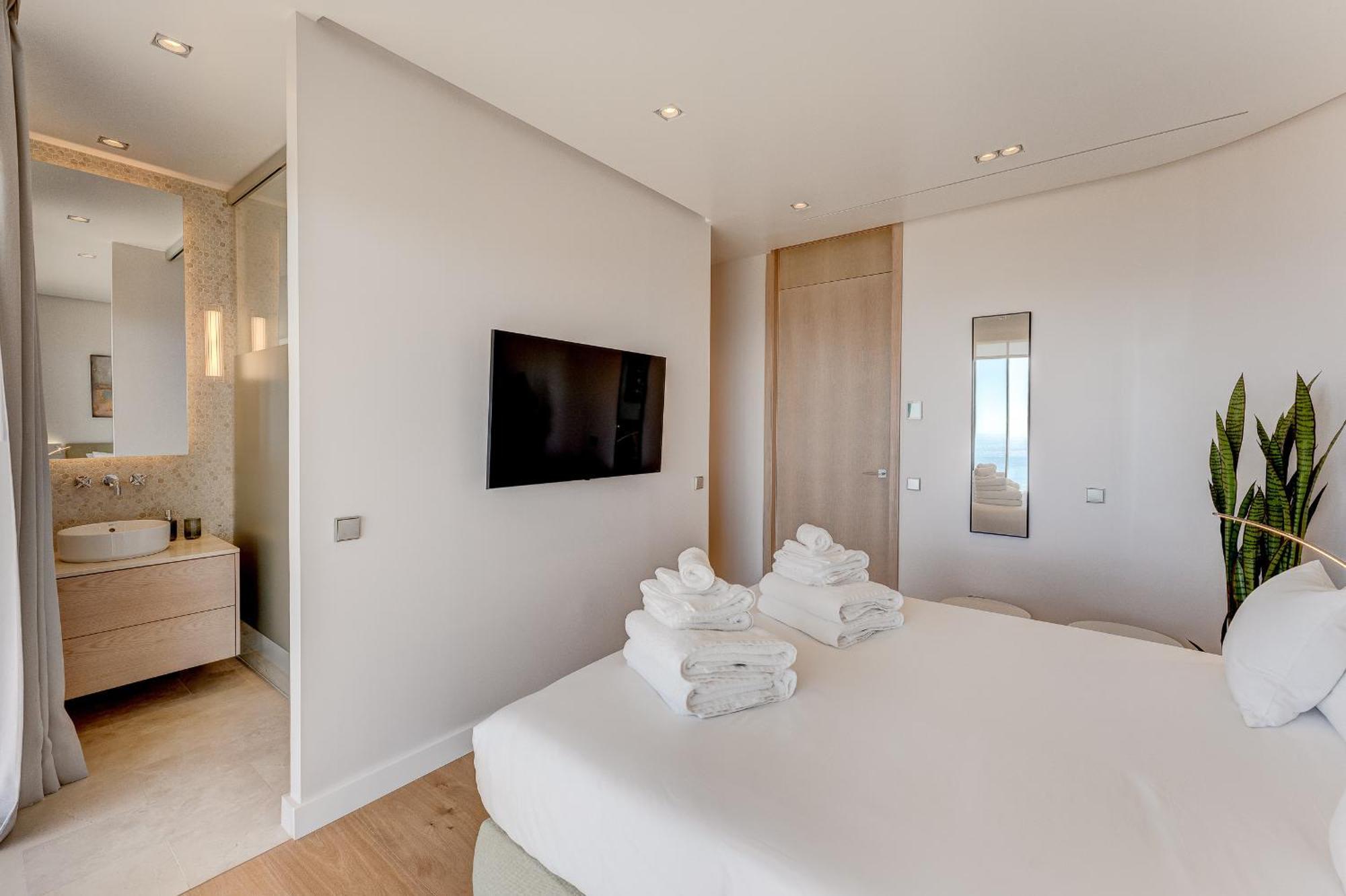 Serenity Heights - Luxury Concierge Services * Costa Adeje (Tenerife)